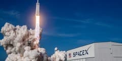SpaceX wins $130 million USAF military contract to put their military satellite in space