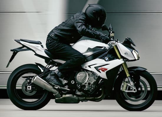 BMW-S1000R-pictures-2