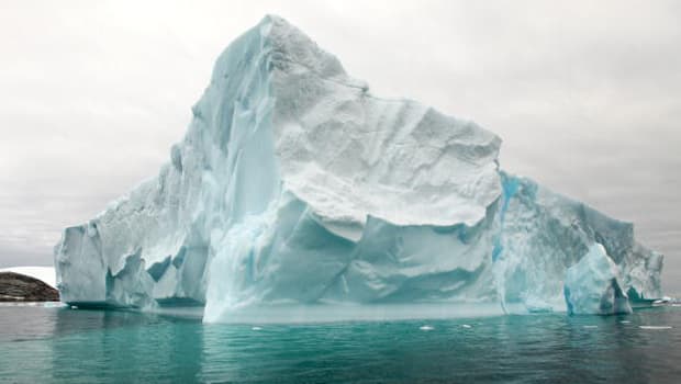 Antarctica-ice-wall-Getty