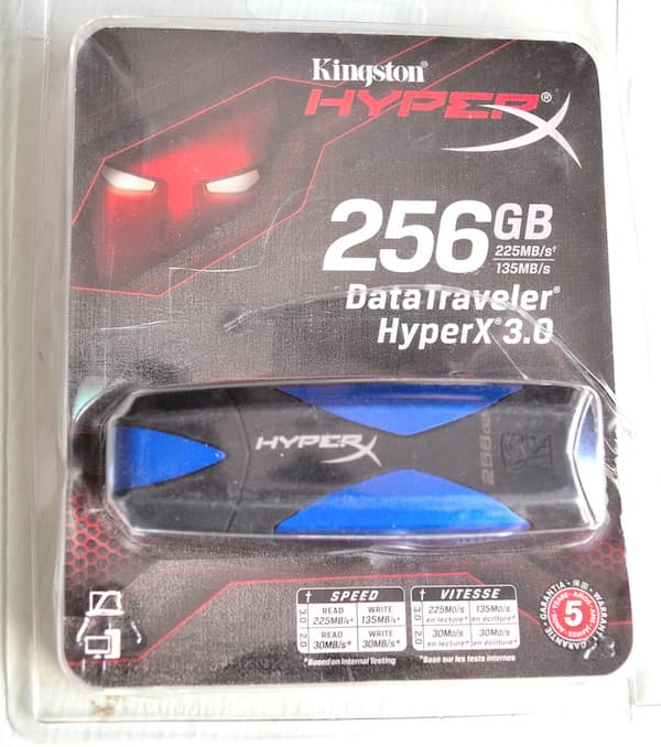 Kingston-HyperX-256GB-DataTraveler