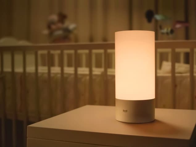 Xiaomi-introduces-Wi-Fi-router-Bedside-Lamp-and-Air-Condtioner-3