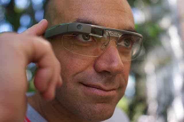 Google-Glass-Video-Recording