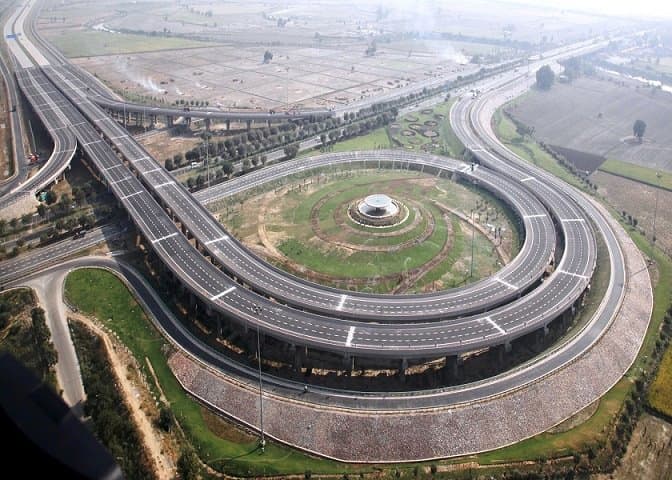 Aerial_view_of_Yamuna_Expressway