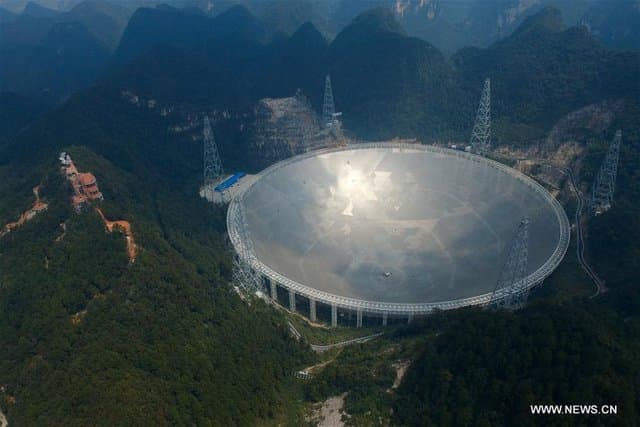 Radio_telescope