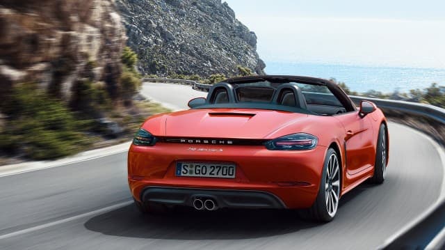 porsche-718-cayman-boxster