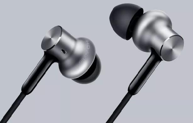 Xiaomi_Mi_In_Ear_Headhones_Pro_HD_look