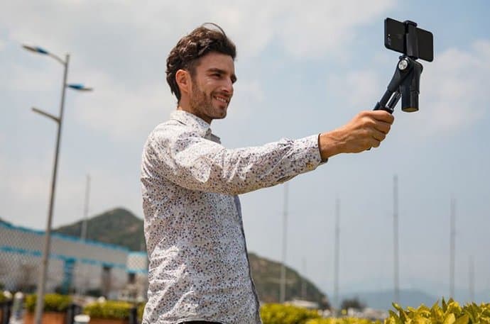 Xiaomi-Three-axis-Shooting-Stabilizer-2