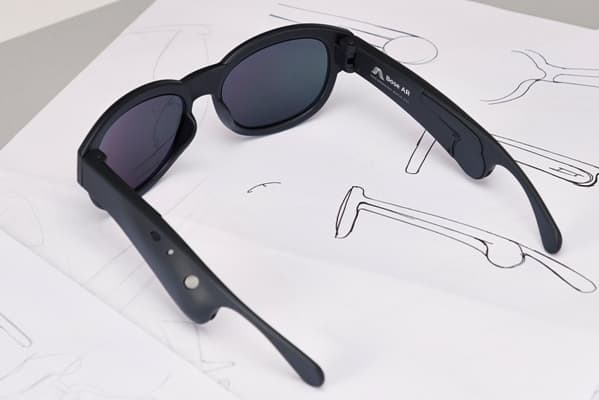 Bose_AR_Prototype_Glasses(1)